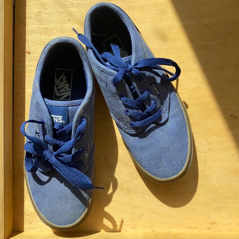 Boys Gumsole Blue Vans